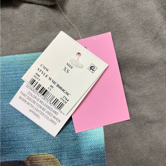 CARDI B Graphic T-shirt Women XS Short Sleeve Music NWT - Picture 5 of 6